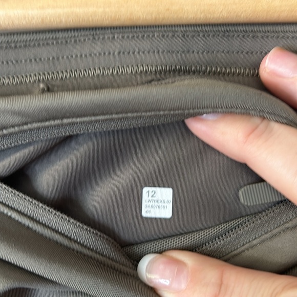 NWT Lululemon Speed Up HR Short 2.5” Size 12 Rover‎ Gray Green - Picture 4 of 7